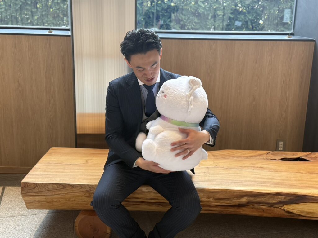 マーケラボ.・ONEマーケ代表：東方